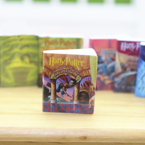 Книги Гарри Поттер для кукольного дома  B207 - фото товара фото 3
